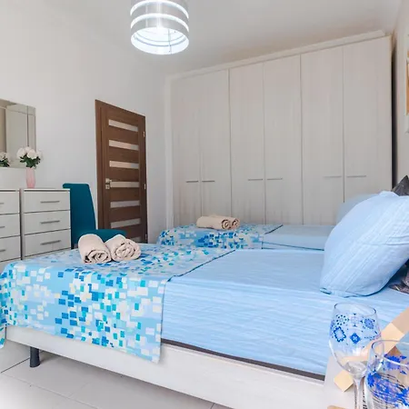 Апартаменты Balluta Bay Modern 2 Bedroom With Balcon