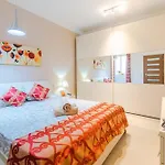 Balluta Bay Modern 2 Bedroom With Balcony * Σλιέμα