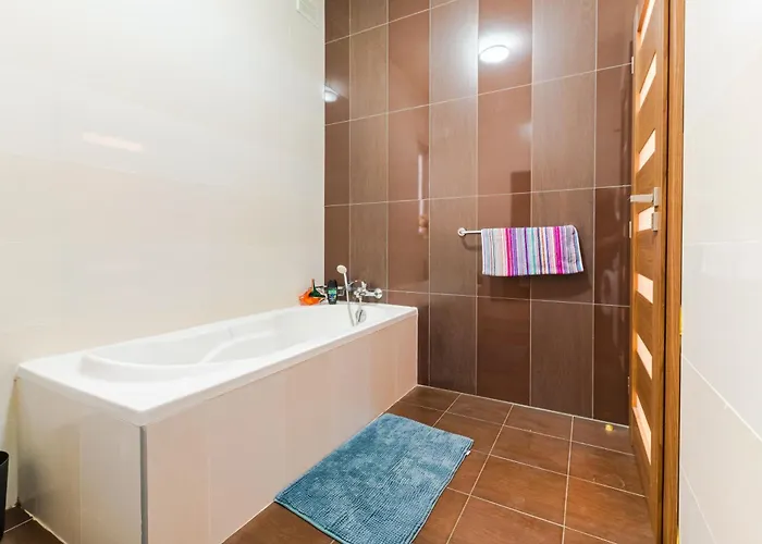 Daire Balluta Bay Modern 2 Bedroom With Balcon *