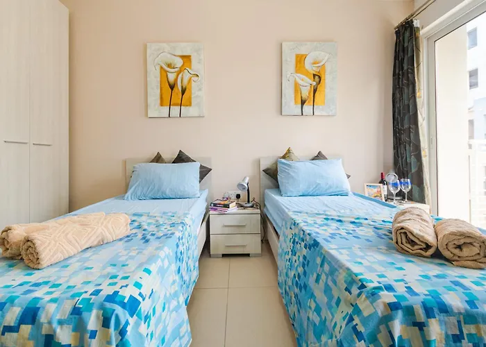 아파트 Balluta Bay Modern 2 Bedroom With Balcon